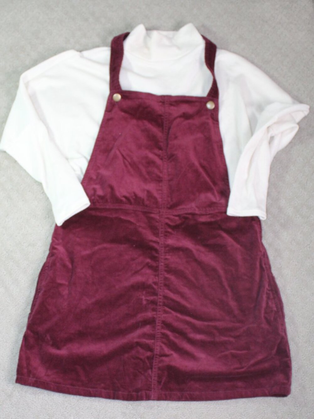 Abound Size S Maroon Velvet Overall Skirt w Ribbed Cream Cropped Under Shirt